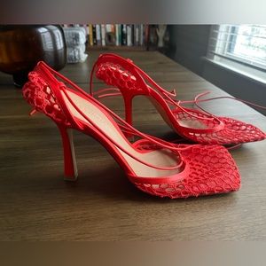 bottega veneta, red mesh pumps. size 38
